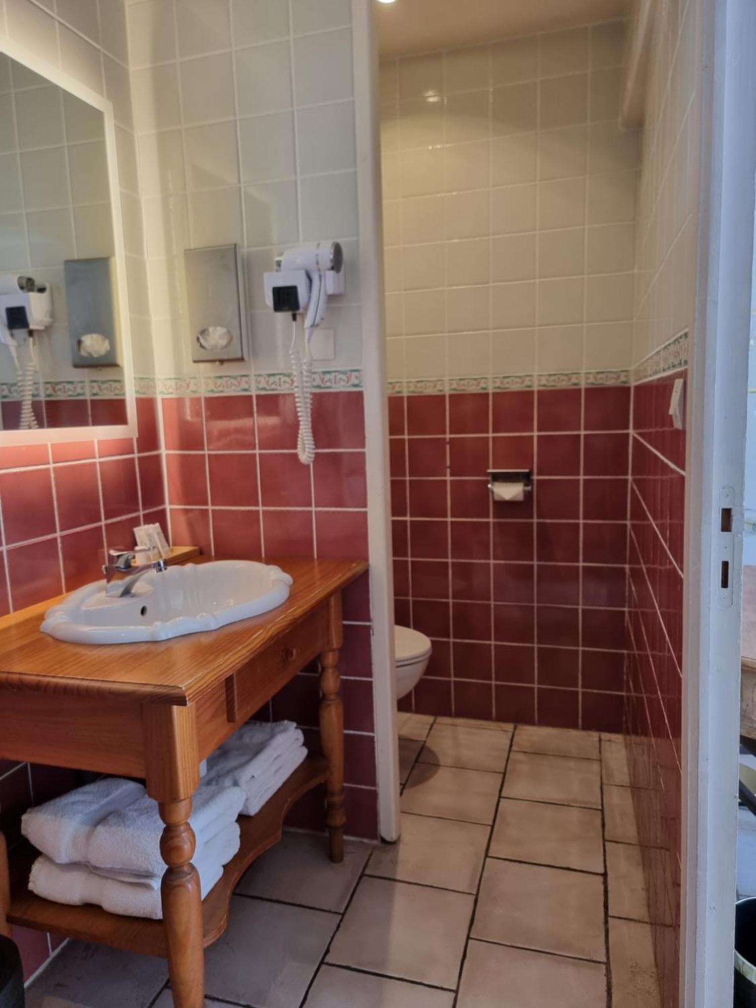 Le Relais Des Dalles - Hotel & Restaurant Sassetot-le-Mauconduit Eksteriør bilde